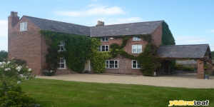 Court Farm Bed & Breakfast And Holiday Cottages