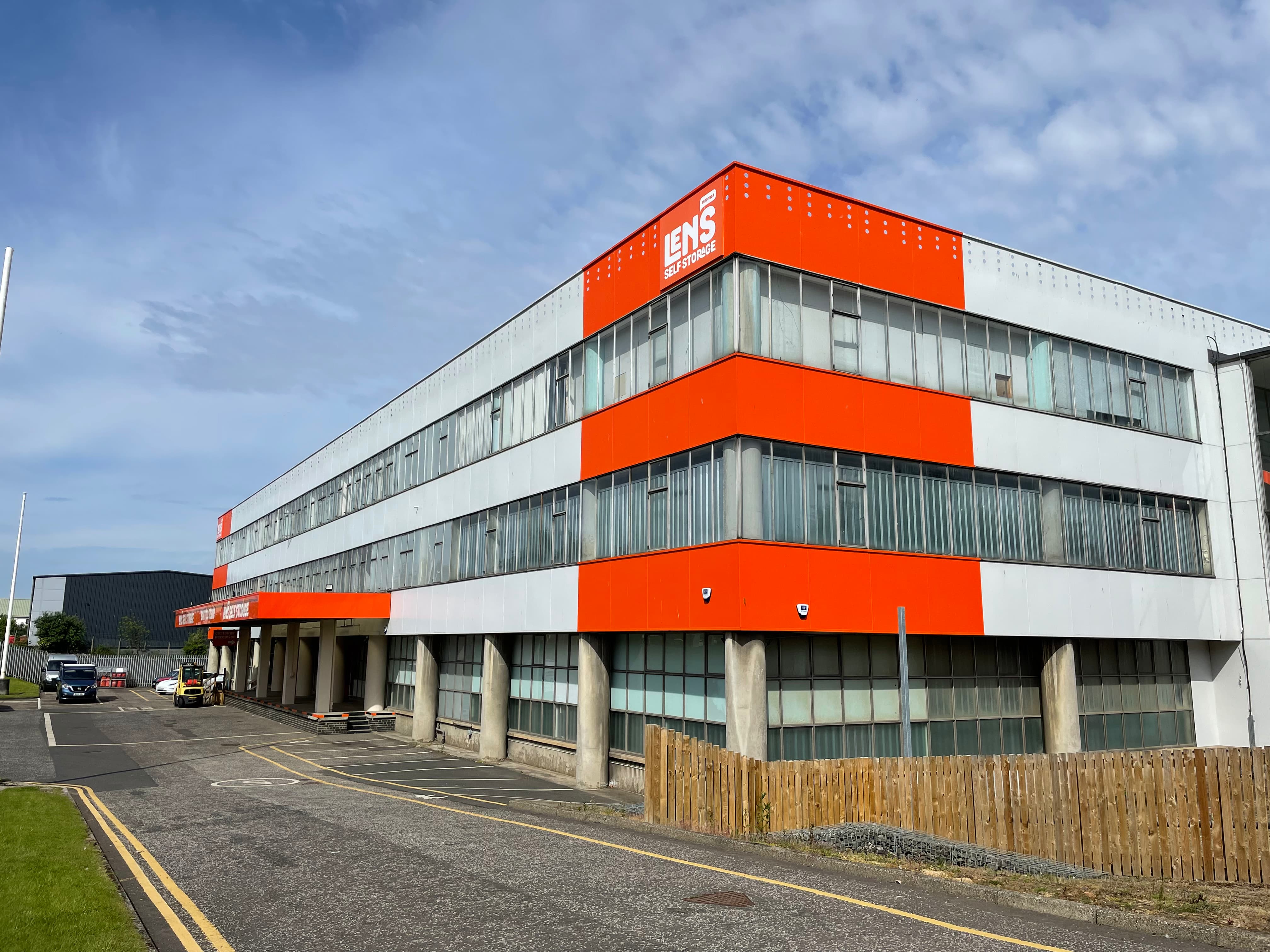 Lenâ€™s Self Storage - Sighthill